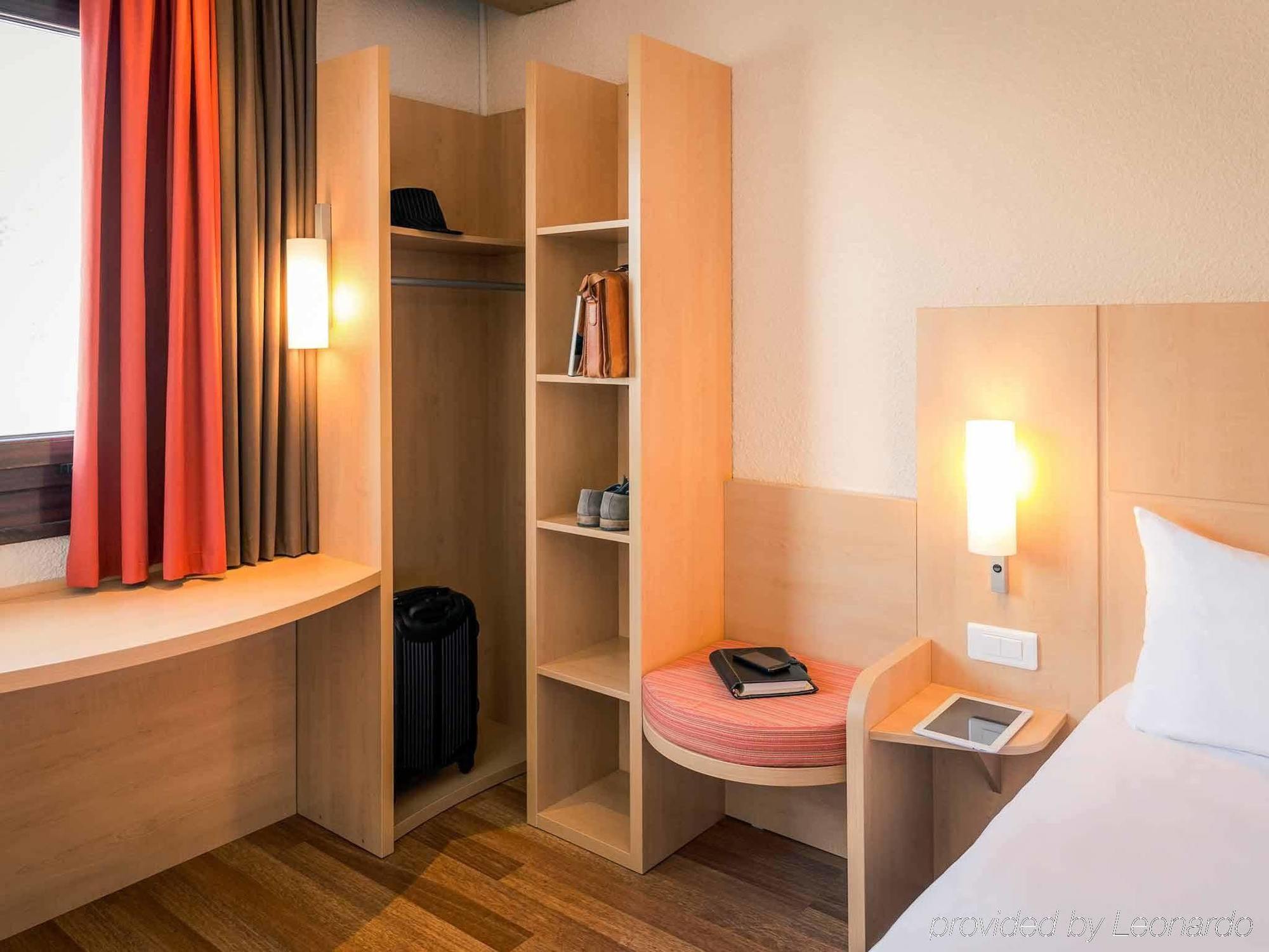Ibis Grenoble Gare Hotel ภายนอก รูปภาพ